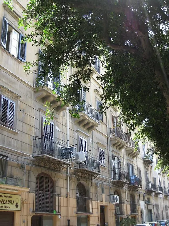 Casa Nonna Toto Apartment Palermo Italy
